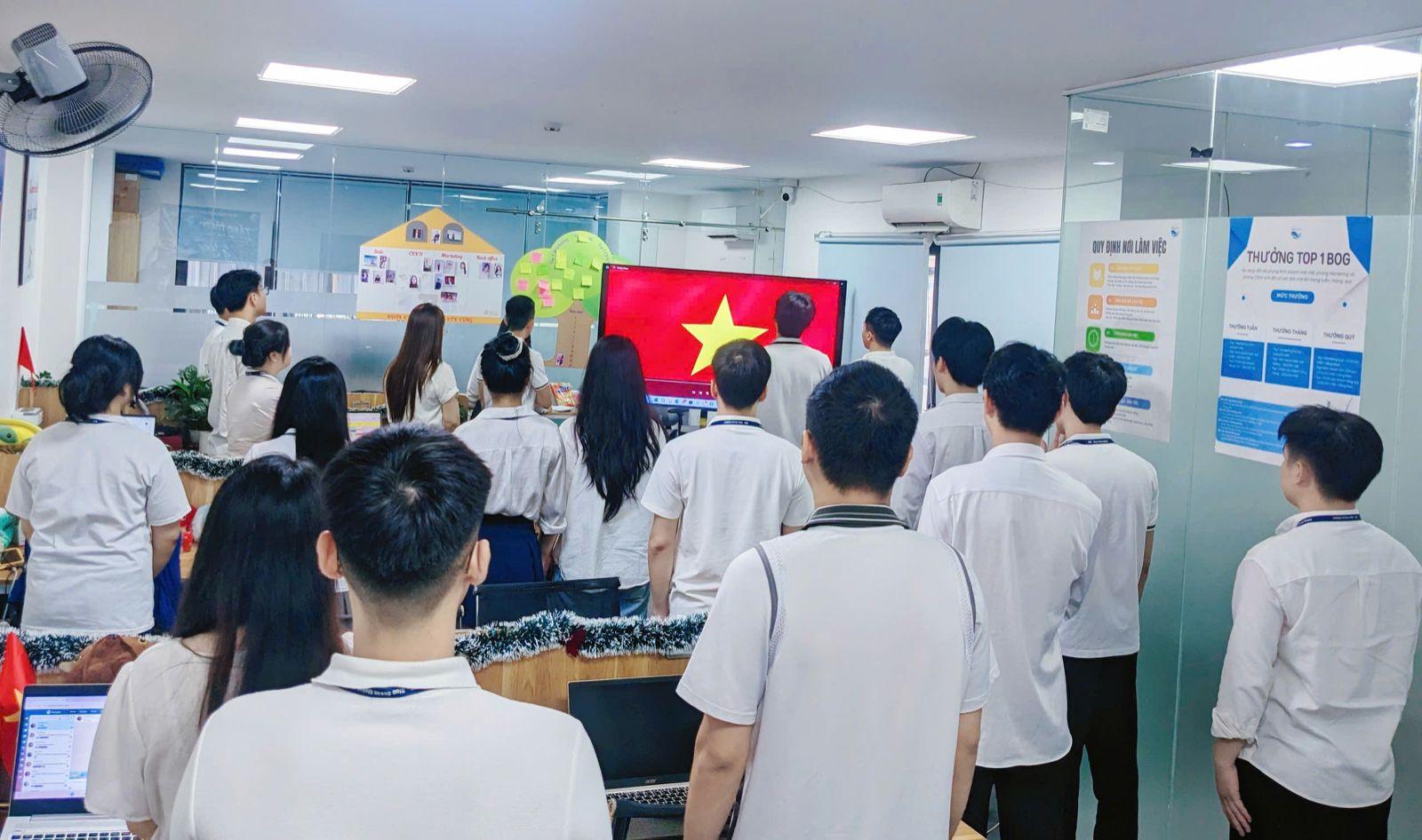 hoat-dong-chao-co-sang-thu-2